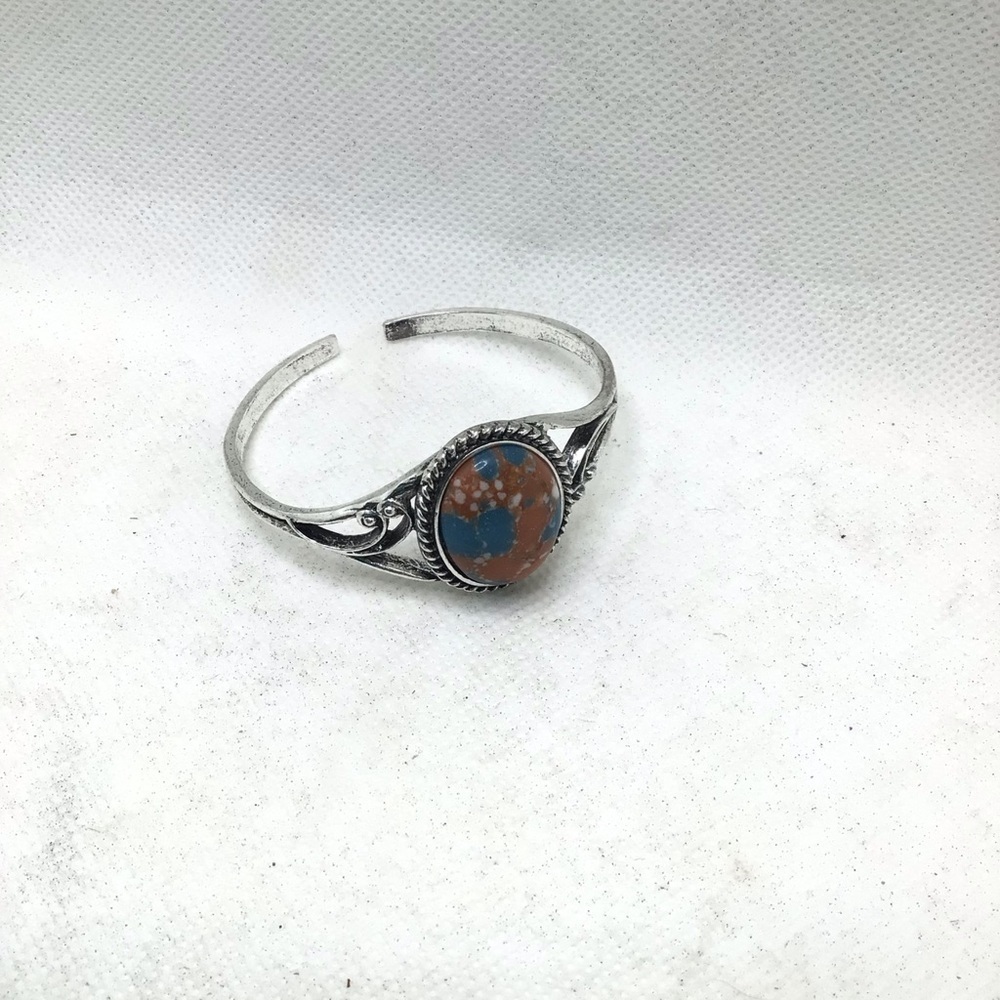Boho Vintage Style Oval Faux Turquoise Inlaid Cuff Bracelet - Picture 8 of 9